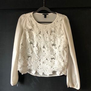 White long sleeve blouse